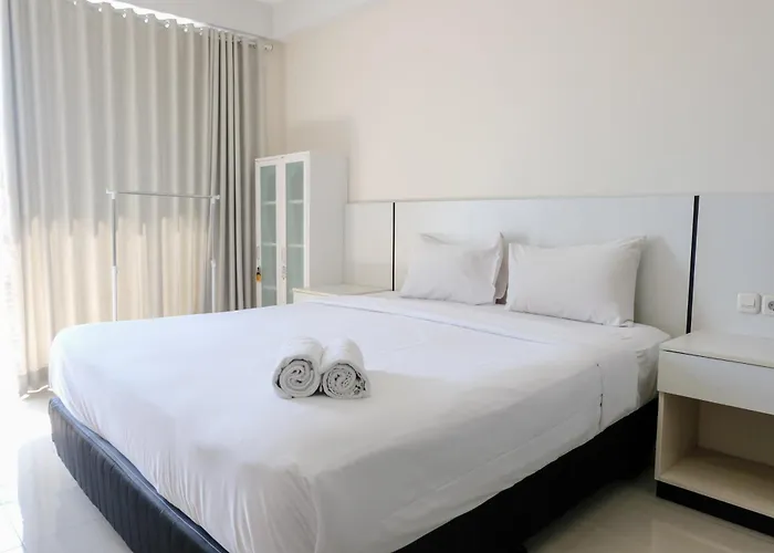 Homey And Cozy Studio Apartment At Dago Suites By Travelio