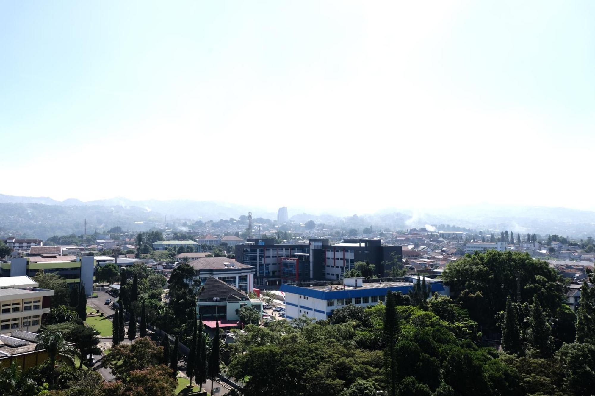 Apartemen Homey And Cozy At Dago By Travelio